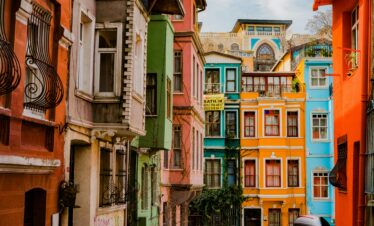 Vibrant multi-colored buildings showcasing unique architecture in Balat, İstanbul.